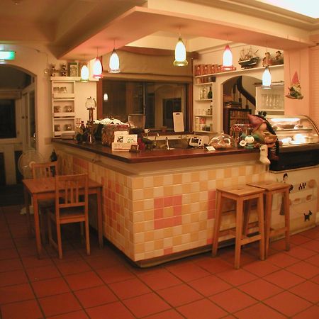 Oia Cafe B&B Taitung Экстерьер фото