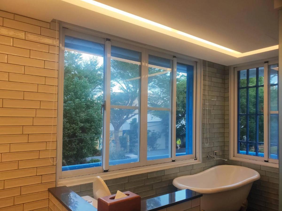 Oia Cafe B&B Taitung Экстерьер фото