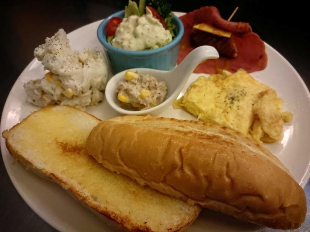 Oia Cafe B&B Taitung Экстерьер фото