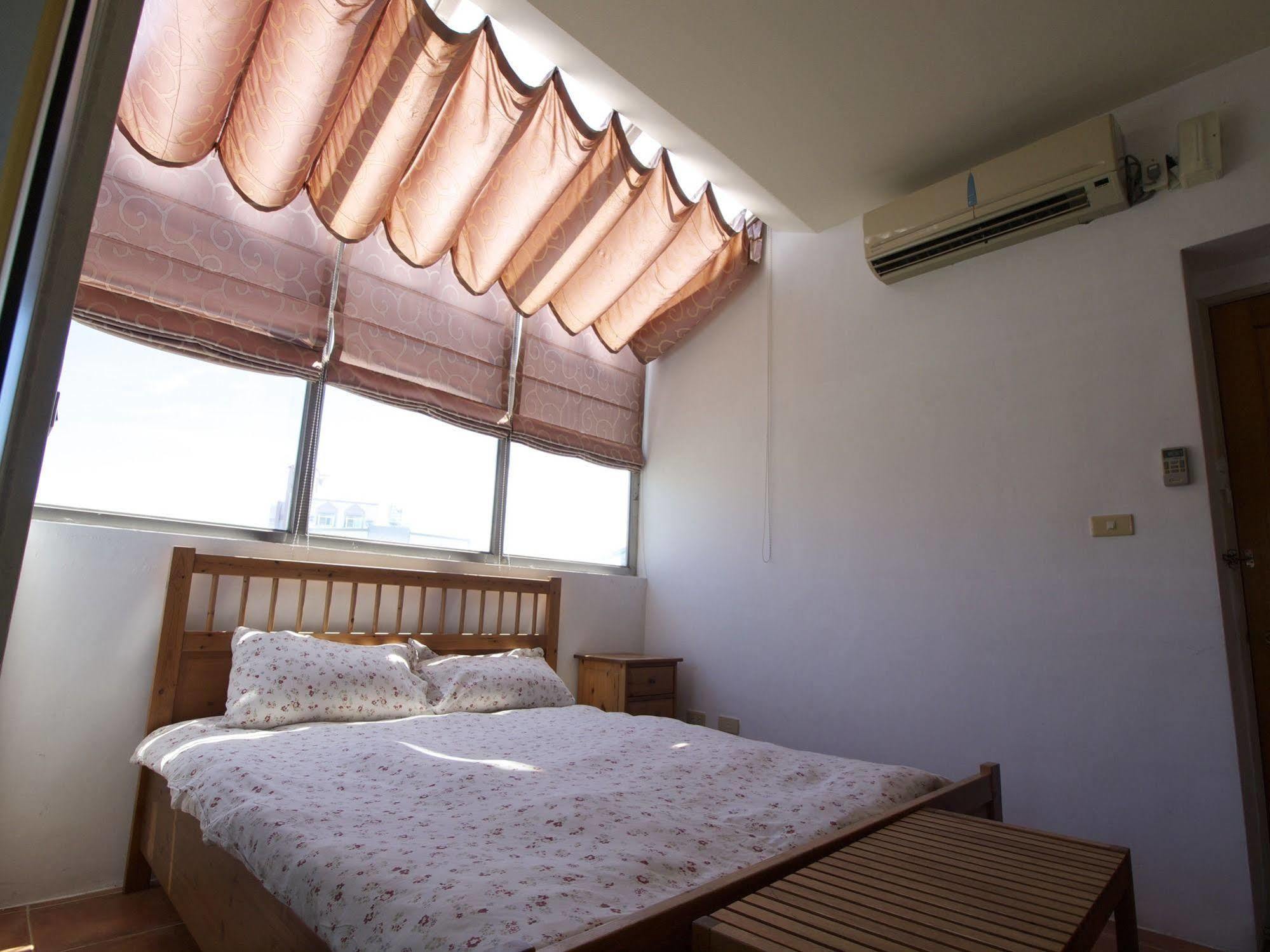 Oia Cafe B&B Taitung Экстерьер фото