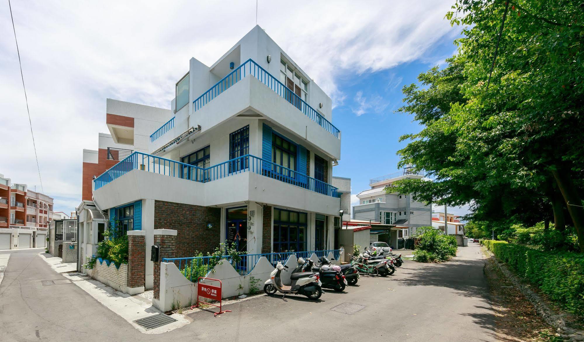 Oia Cafe B&B Taitung Экстерьер фото
